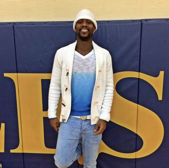 Meet your Posher, EJ - Picture 2 of 4